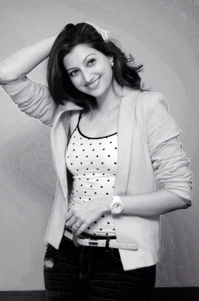 UNSEEN Private Photos of Hamsa Nandini