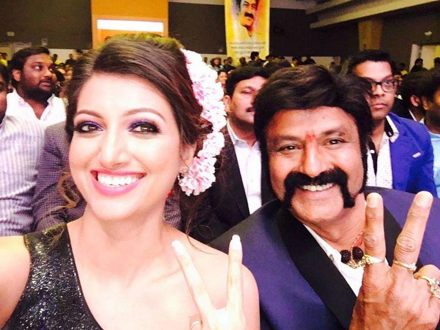 UNSEEN Private Photos of Hamsa Nandini