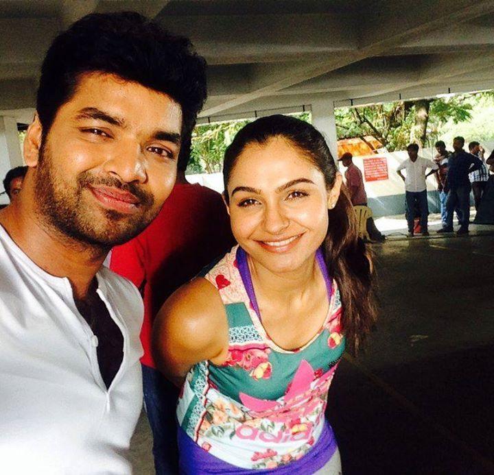 Unseen & Rare Photos Of Andrea Jeremiah