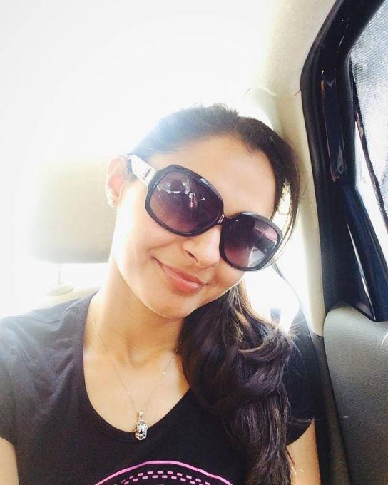 Unseen & Rare Photos Of Andrea Jeremiah