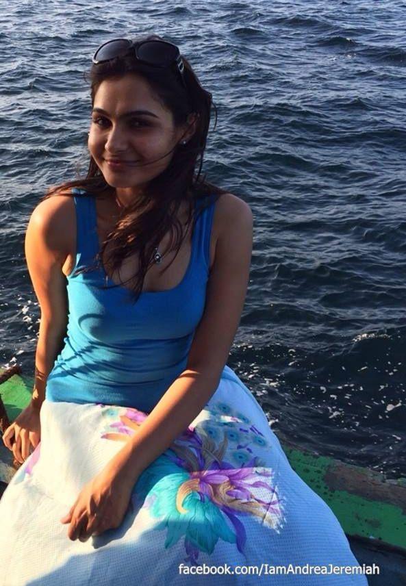 Unseen & Rare Photos Of Andrea Jeremiah