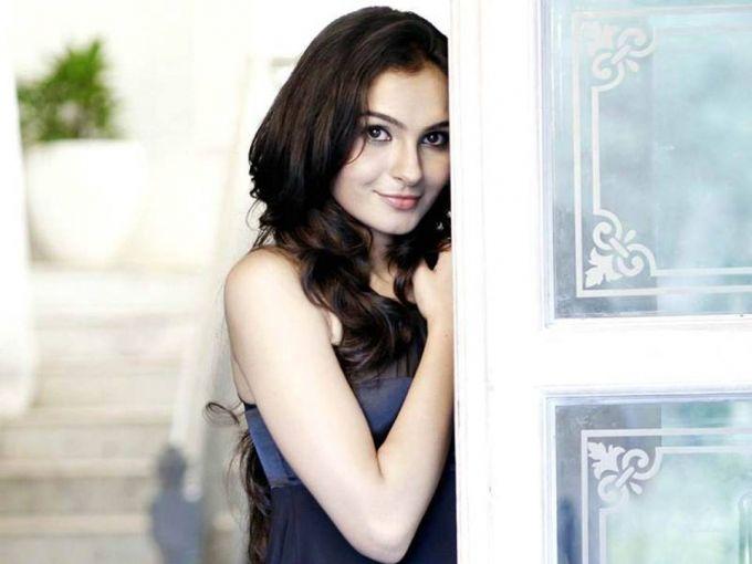 Unseen & Rare Photos Of Andrea Jeremiah