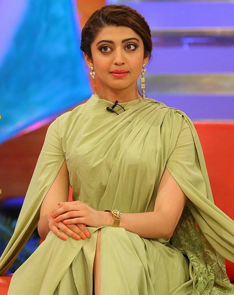 Unseen Private Pics of Pranitha Subhash