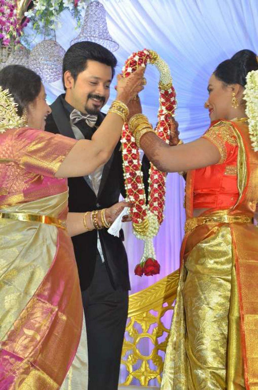 Actress Jayachitra Son Amresh Ganesh's Wedding & Reception Photos