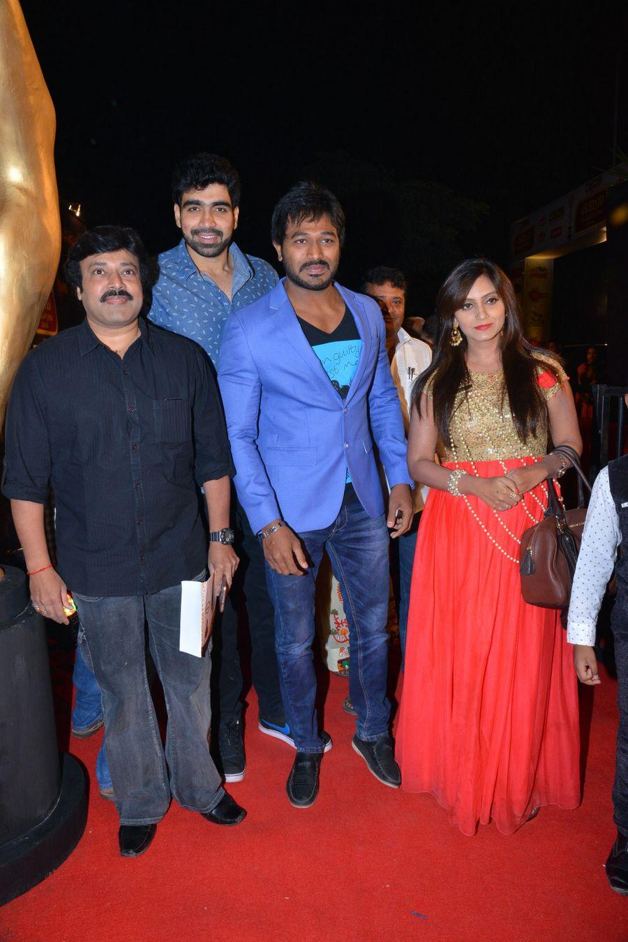 Celebs at Gemeni TV Awards Photos