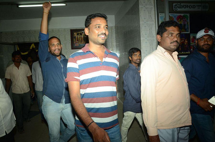 Gautami Putra Sathakarni Trailer Launch Hungama at Bramarambha Theatre