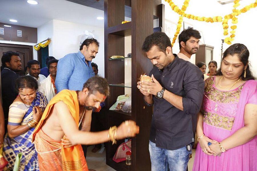 Jabardasth Team at Racha Ravi House Warming Celebrations Photos