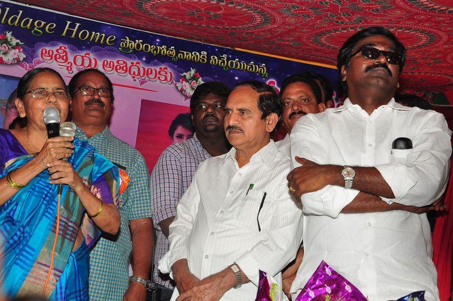 Laxmi Manchu & Suma Kanakala Stills at Jesus Old Age Home Launch