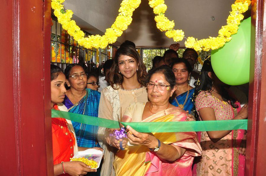 Laxmi Manchu & Suma Kanakala Stills at Jesus Old Age Home Launch