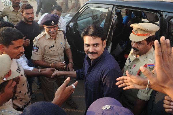 Pawan Kalyan Jana Sena Public Meeting at Anantapur Photos