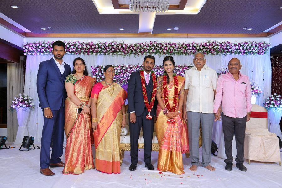 Producer Sakamuri Mallikarjuna Rao Daughter Marriage Reception Photos