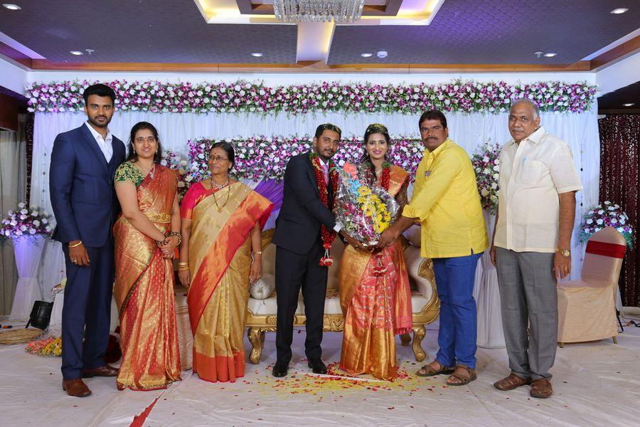 Producer Sakamuri Mallikarjuna Rao Daughter Marriage Reception Photos