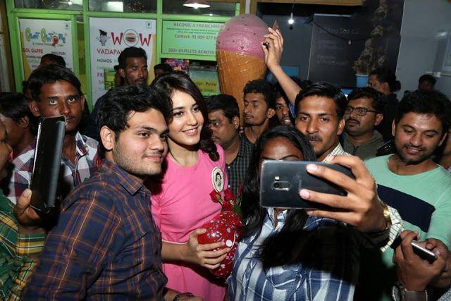 Rashi Khanna Birthday Celebrations 2016 Photos