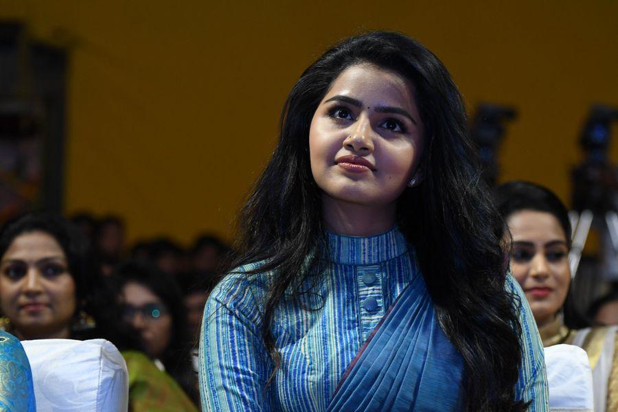 Satamanam Bhavati Audio Launch Photos