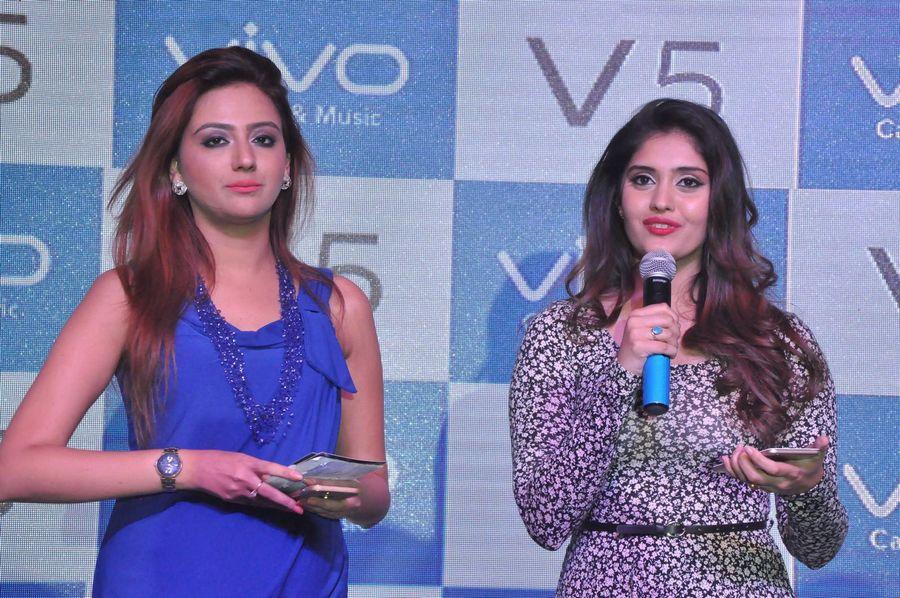 Surabhi & Pooja Sri Launches Vivo V5 Mobile Photos