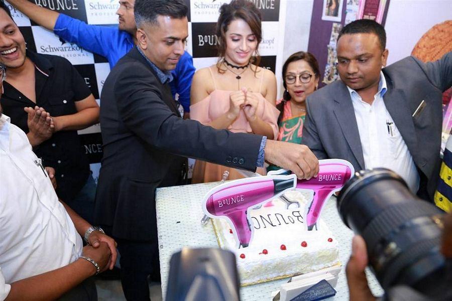 Trisha Latest Stills At Bounce Salon & Spa Launch