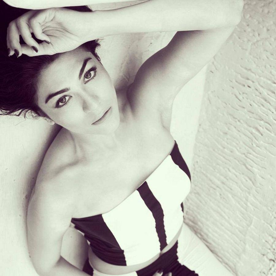 Archana Vijaya Latest Hot & UNseen Personal Leaked Photos
