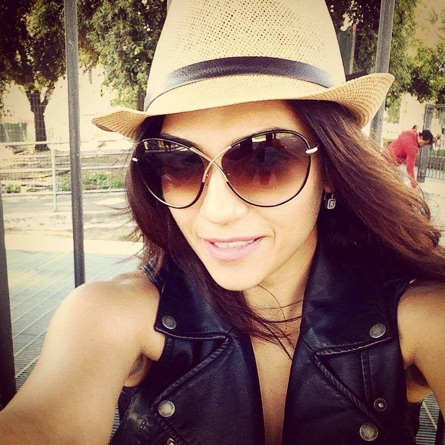 Archana Vijaya Latest Hot & UNseen Personal Leaked Photos