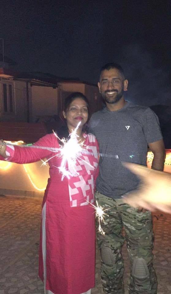 Cricketers on Diwali 2016 Photos