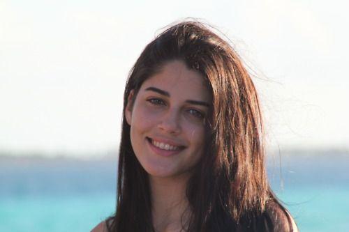Indian Cricketer Virat Kohli Girlfriend Model Izabelle Leite