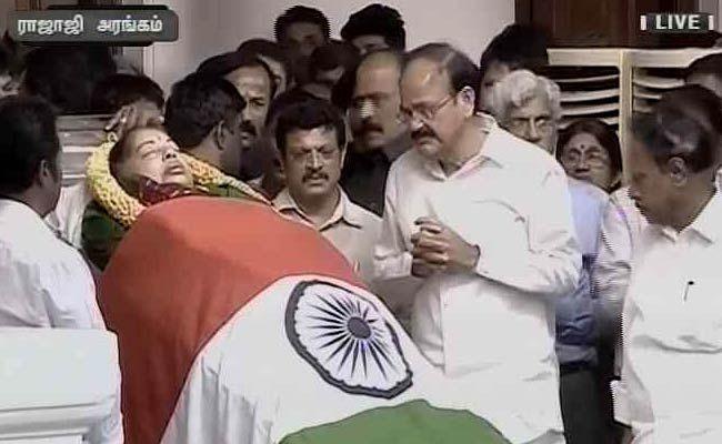 Tamil Nadu CM Jayalalitha Passed Away Photos
