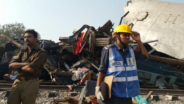 Kanpur Train Accident PHOTOS