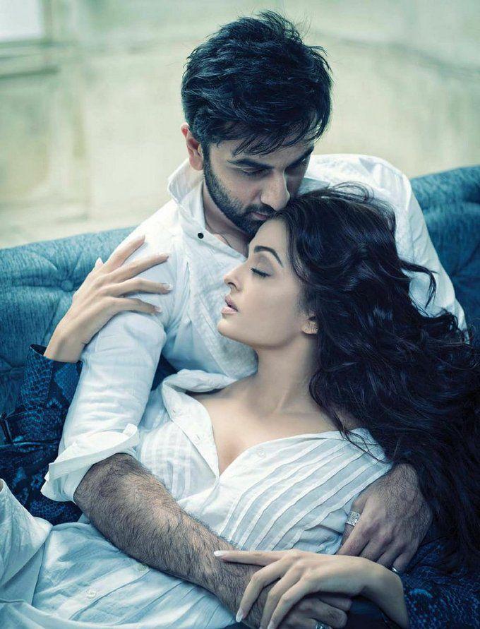 Aishwarya Rai & Ranbir Kapoor raise the temperature with this sizzling