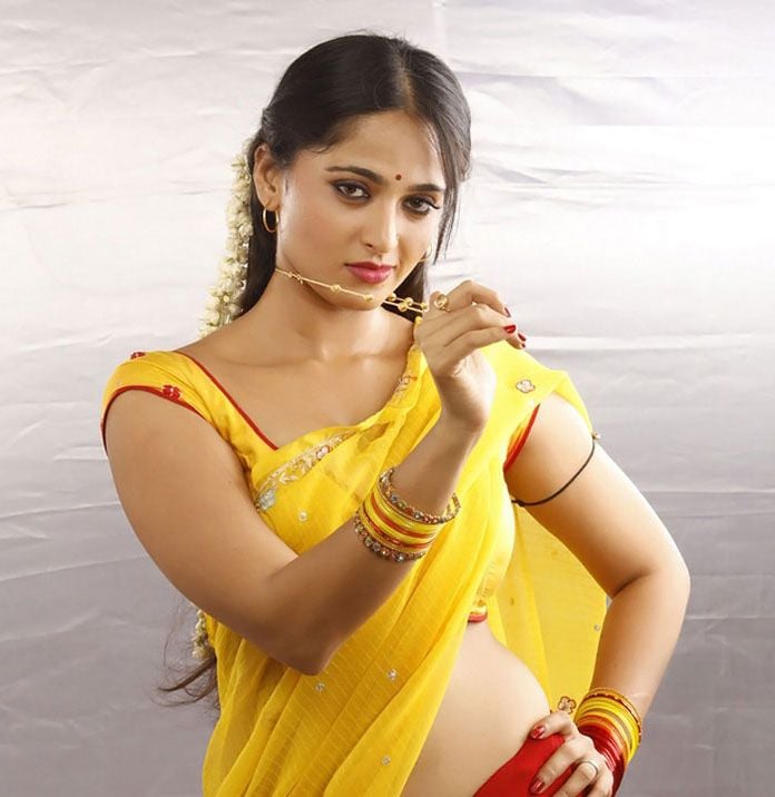 Anushka Shetty Hot and Sexy Photos