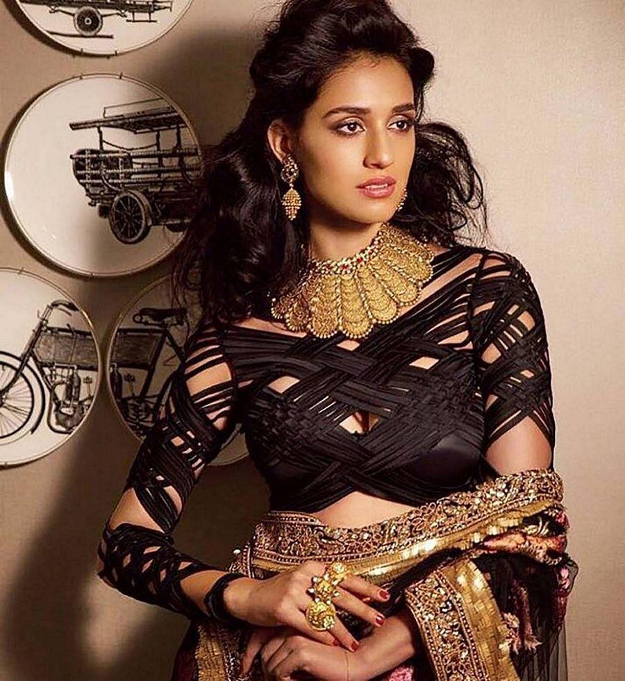 Disha Patani Sexy Photoshoot Stills For Hi Blitz 2016 December