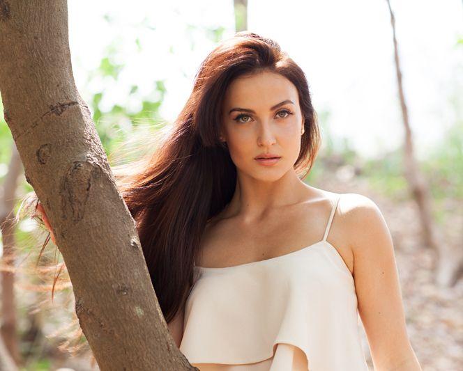 Elli Avram Latest Hot Photos