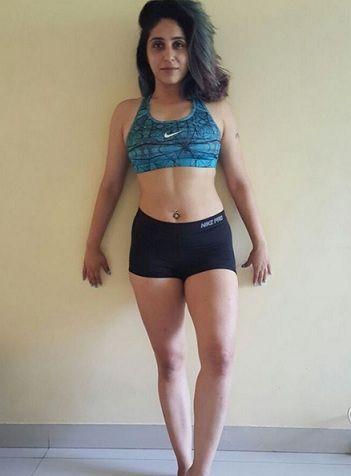 Indian Famous Singer Neha Bhasin Poses in Bikini Photos