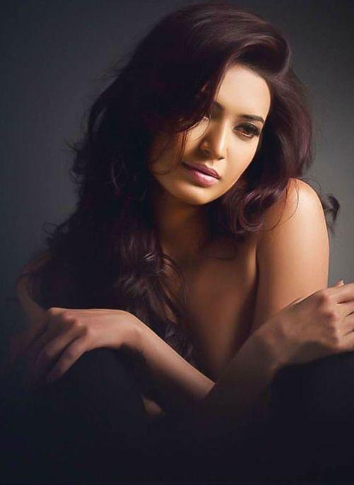 Karishma Tanna Hot Bikini Latest Stills