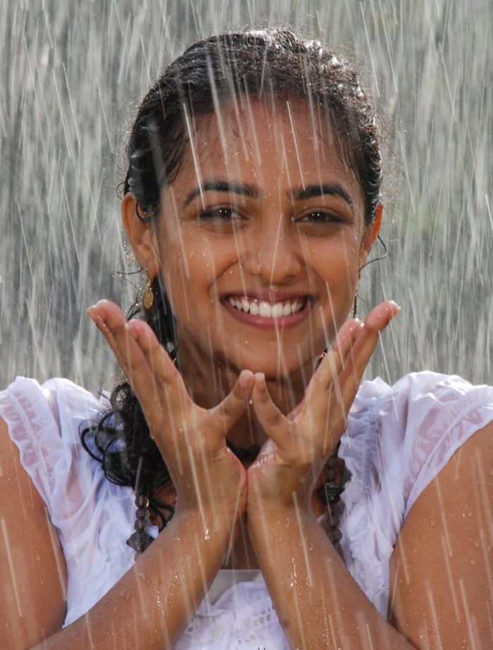 Nithya Menon Hot Wet Pictures