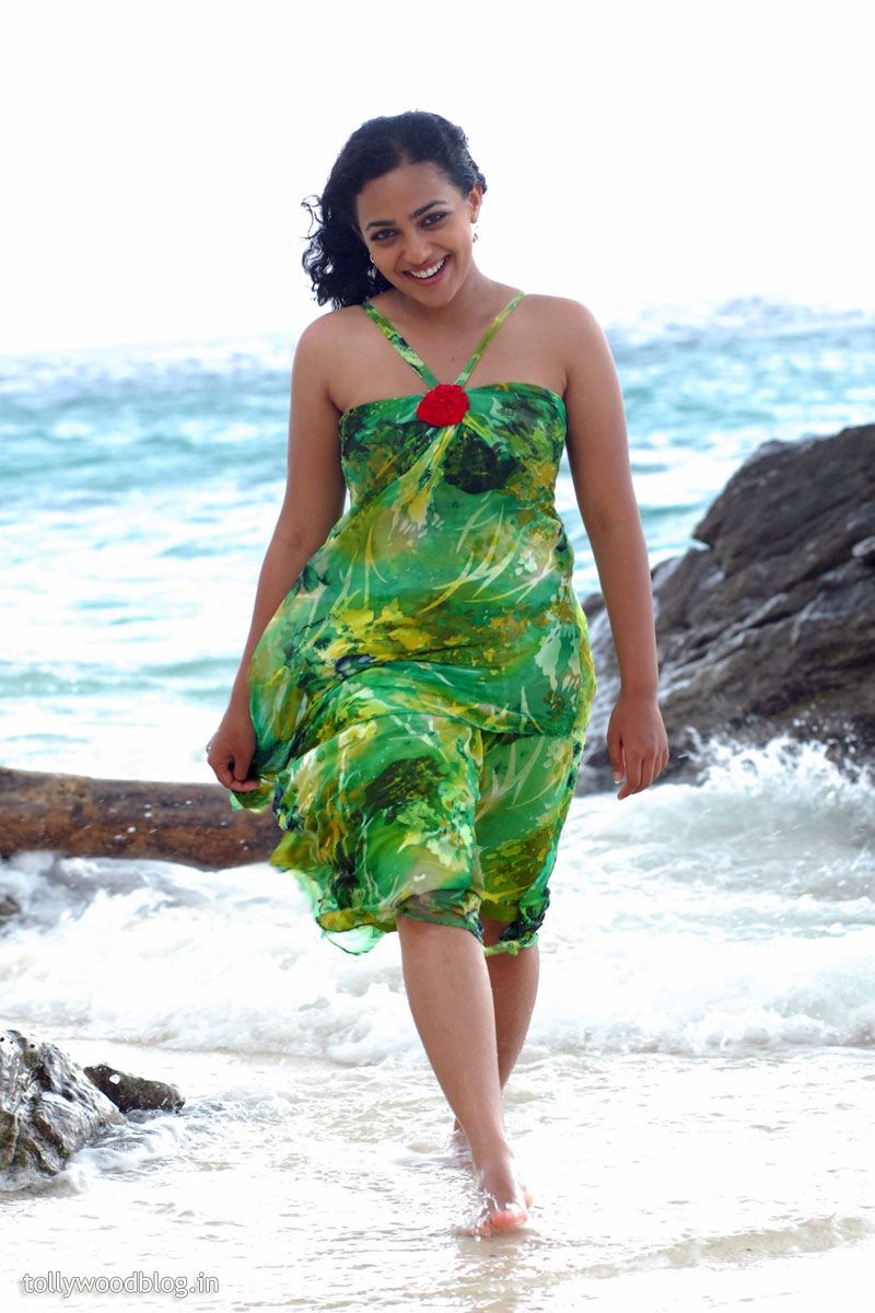 Nithya Menon Hot Wet Pictures