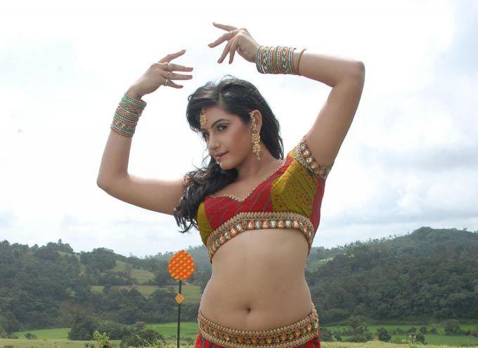 Sexy Tamil Pictures of the Day