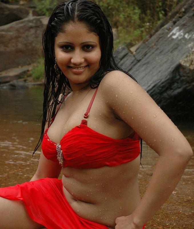 Sexy Tamil Pictures of the Day