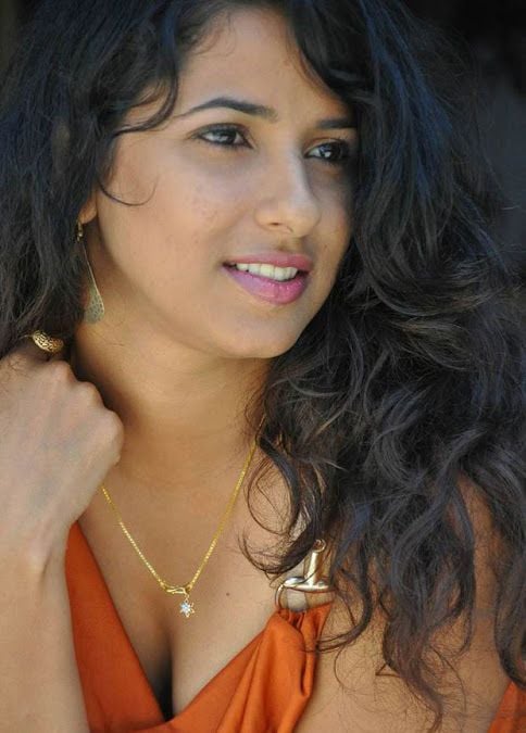 Shravya Reddy Hot Sexy Photos