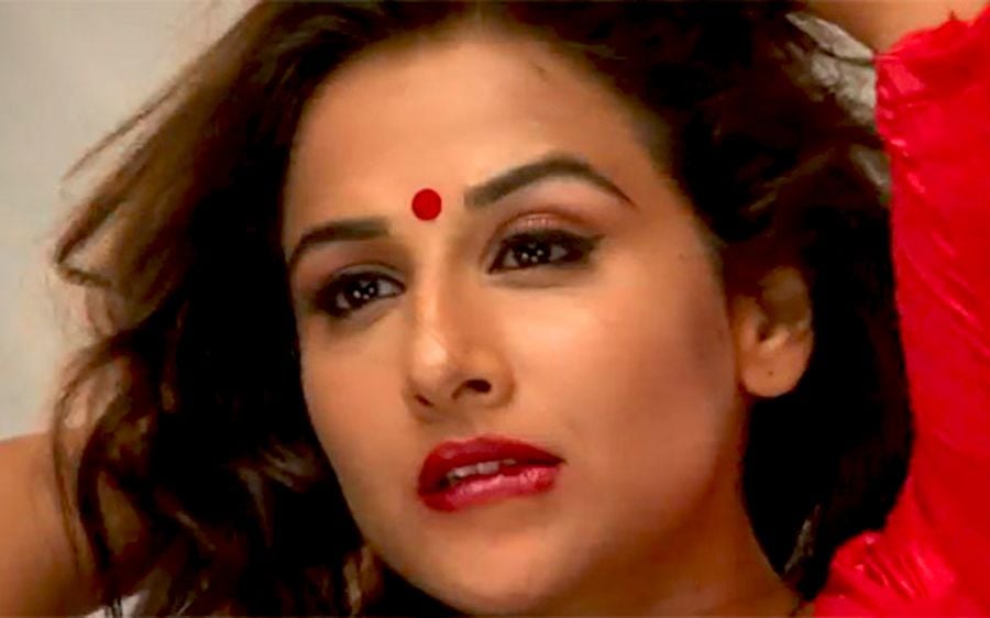 Vidya Balan Hot and Spicy Photos