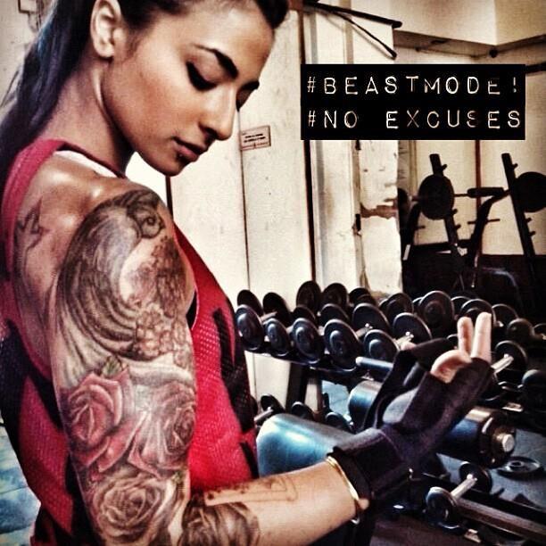 Vj Bani HOT Gym Bodybuilding Workout in public