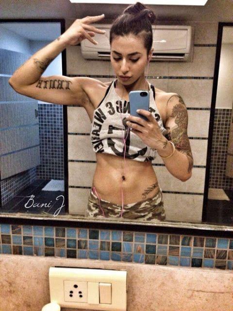 Vj Bani HOT Gym Bodybuilding Workout in public