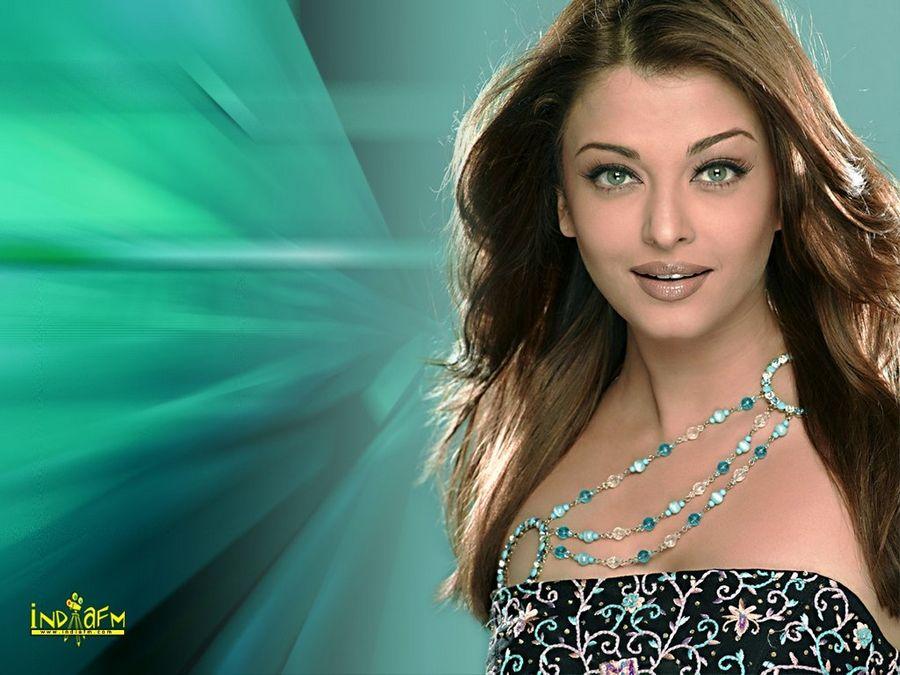 Aishwarya Rai Rare & UNseened Photos