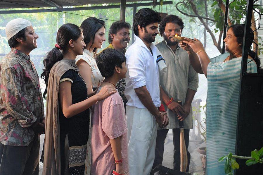Appatlo Okadundevadu Movie Working Stills