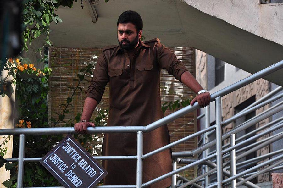 Appatlo Okadundevadu Movie Working Stills