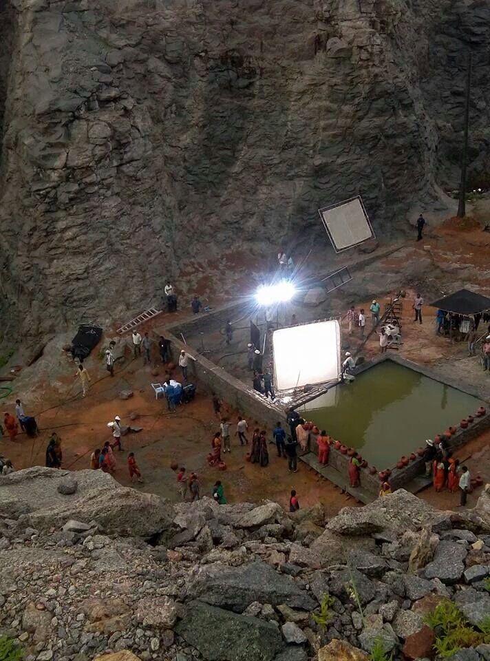 Baahubali 2 Pics Have Been Leaked and Gone Viral