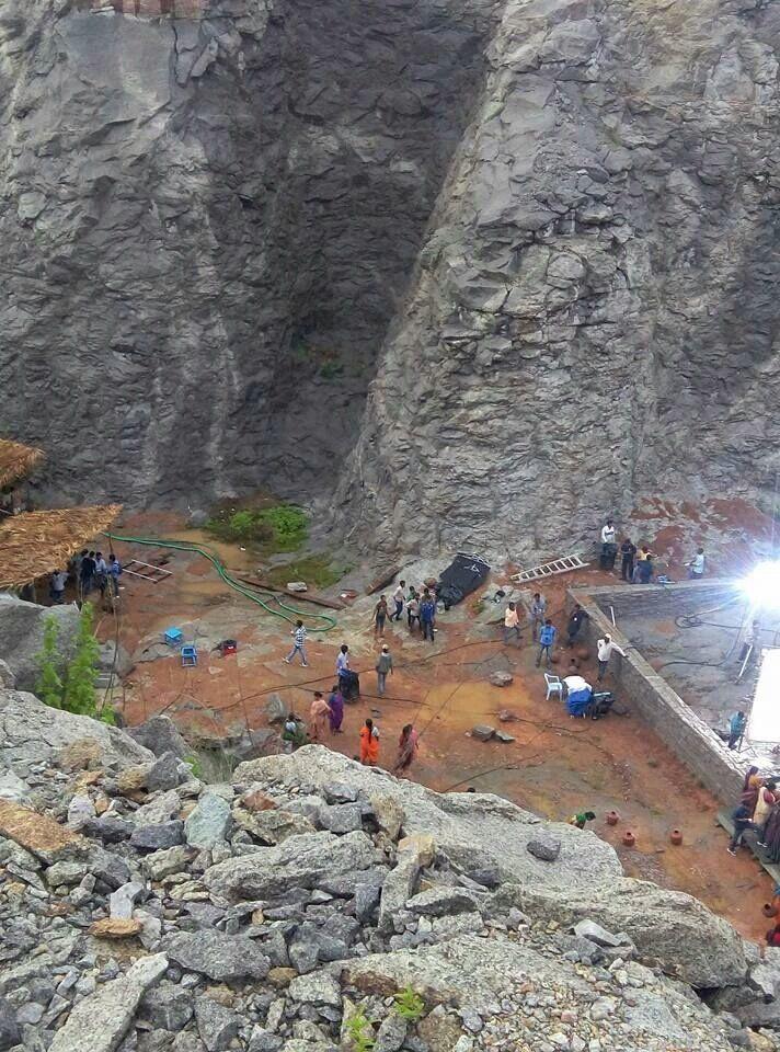 Baahubali 2 Pics Have Been Leaked and Gone Viral
