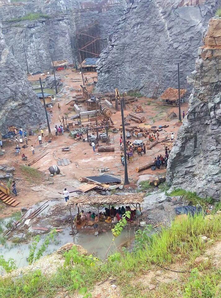Baahubali 2 Pics Have Been Leaked and Gone Viral
