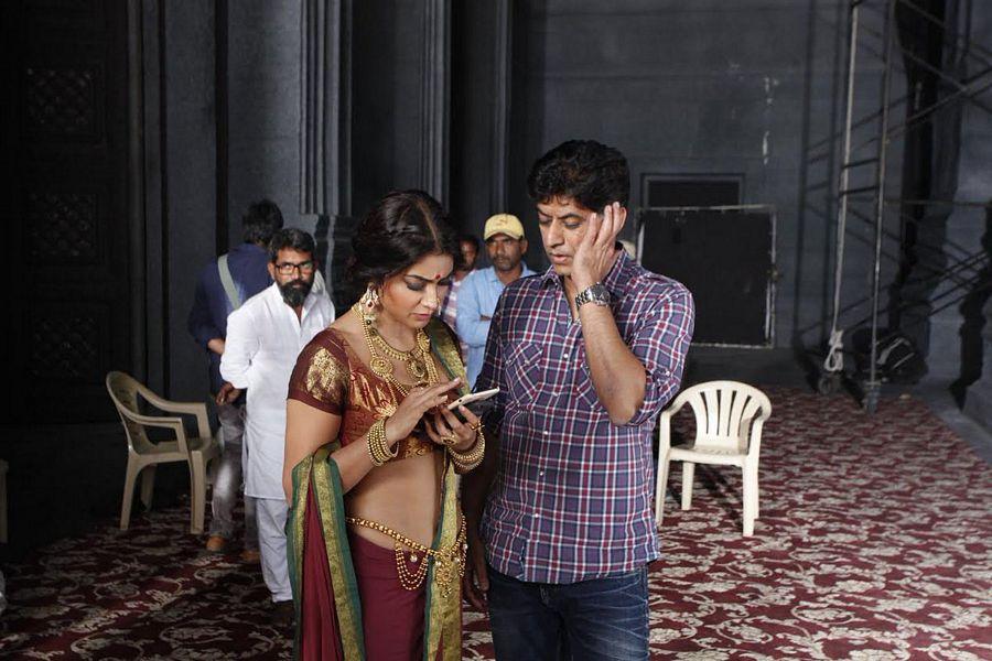 Balakrishna Gautamiputra Satakarni Telugu Movie Stills