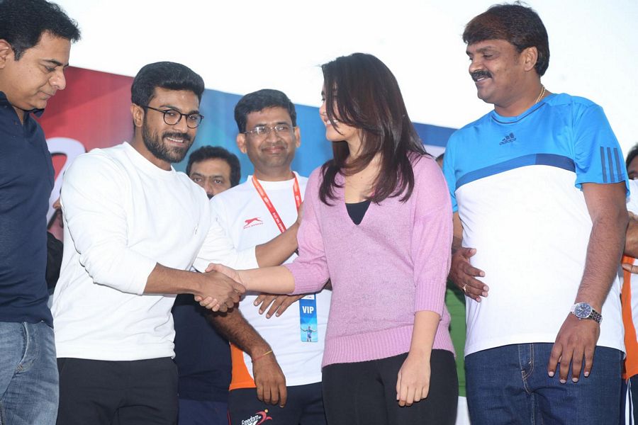 Celebs at 10K Run Photos