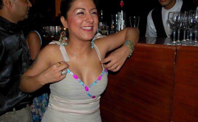 Check Out Before & After Drunk Pictures of Bollywood Celebs