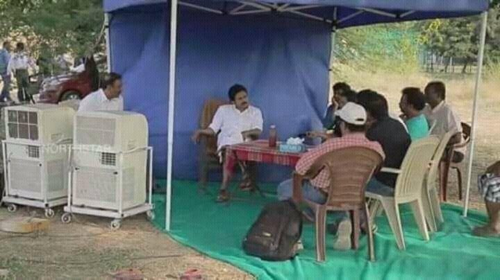 Exclusive Leaked Photos of Katamarayudu Movie on the Sets Locations